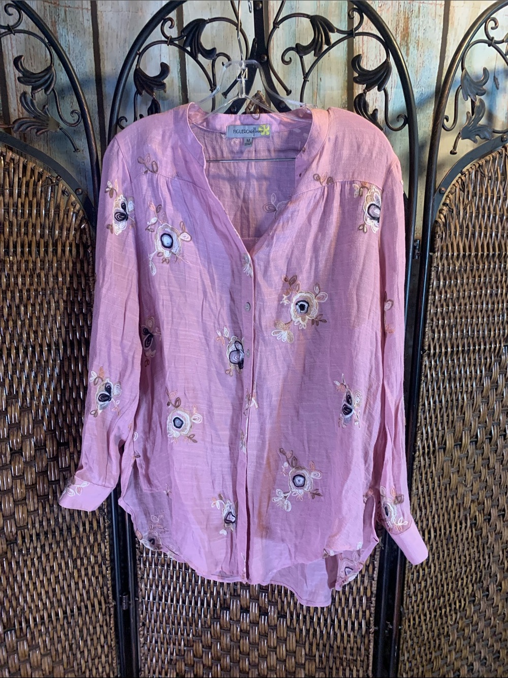 Figueroa & Flower Embroidered Shirt Size M